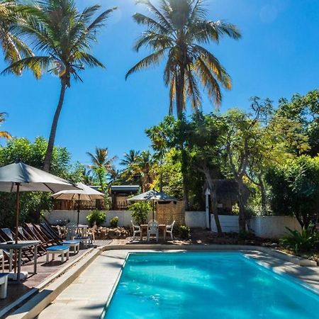 Chez Maggie Hotel & Restaurant Мурундава Экстерьер фото