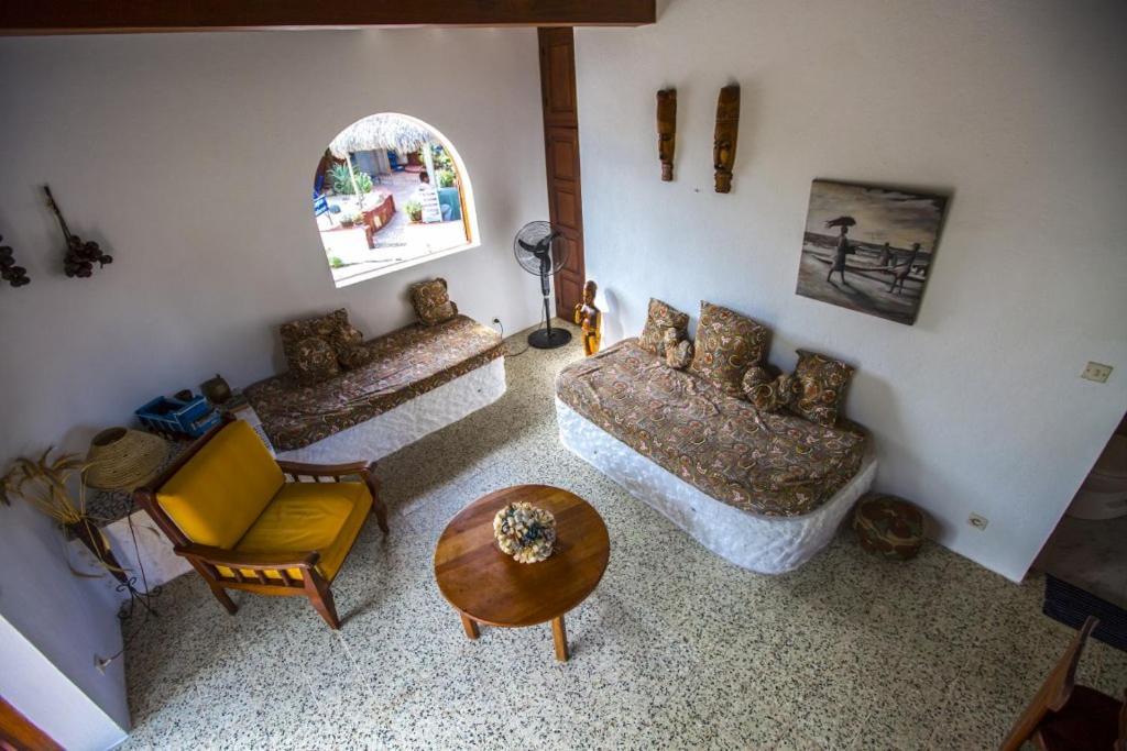 Chez Maggie Hotel & Restaurant Мурундава Экстерьер фото
